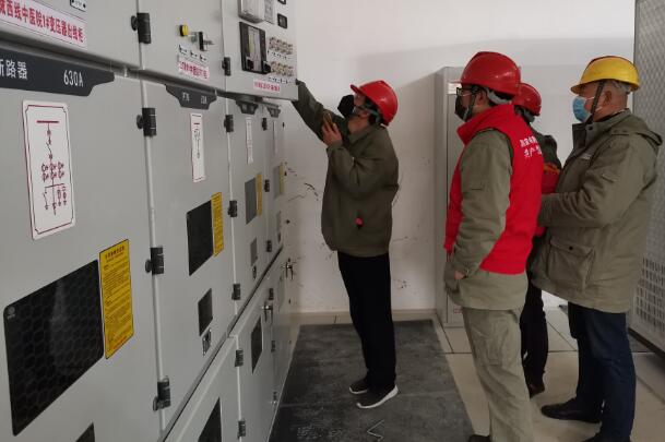 國網英山縣供電：隔離醫(yī)院電工發(fā)燒了!放心，我們頂上!