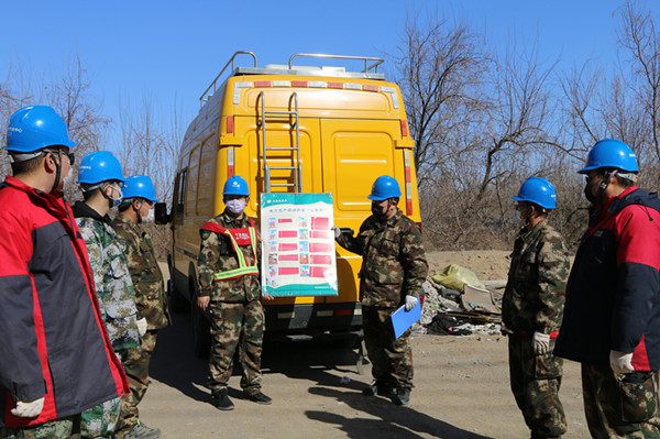 烏海電業(yè)局配電帶電作業(yè)中心團支部：筑牢“紅線”意識，安全與生產同行