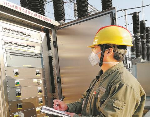 我是黨員，就應該沖鋒在前——記湖北十堰供電公司檢修分公司鄖縣運維班副班長楊永東