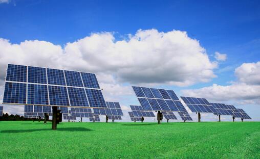 風(fēng)景這邊獨(dú)好!國(guó)內(nèi)光伏市場(chǎng)2020年四大看點(diǎn)