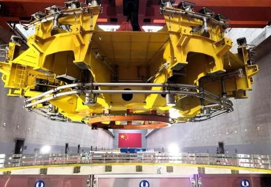 左右開“工”，三峽電站兩臺(tái)下機(jī)架同日回裝