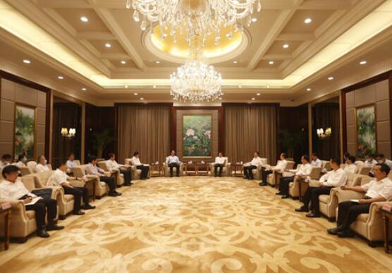 國家電網(wǎng)董事長(zhǎng)毛偉明與福建省委書記于偉國、省長(zhǎng)唐登杰會(huì)談