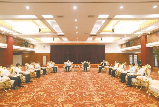 河南省委書(shū)記王國(guó)生、省長(zhǎng)尹弘會(huì)見(jiàn)國(guó)家電網(wǎng)董事長(zhǎng)、黨組書(shū)記毛偉明