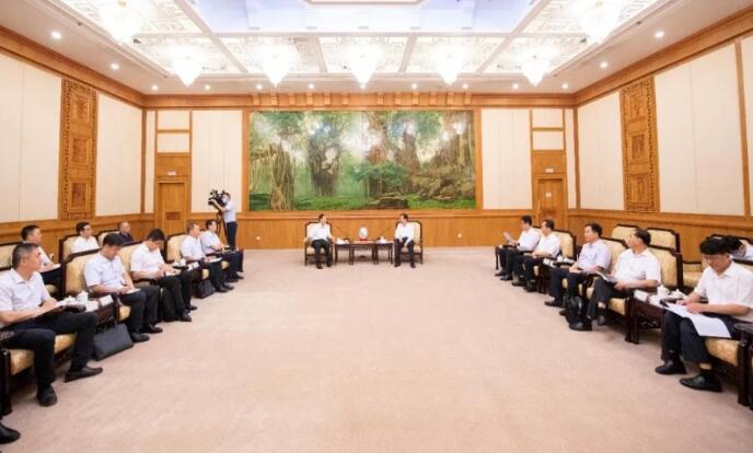 中核集團總經理、黨組副書記顧軍與福建省委副書記、代省長王寧會談