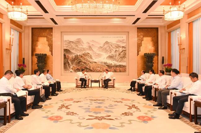 舒印彪拜會(huì)湖北省委書記應(yīng)勇、省長(zhǎng)王曉東