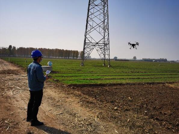 國網(wǎng)濟(jì)寧供電公司開展無人機(jī)巡視保電網(wǎng)安全運(yùn)行