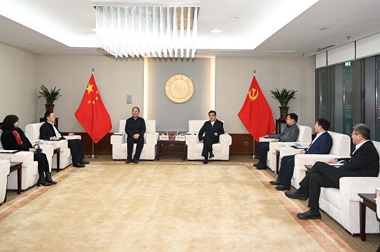 舒印彪、鄧建玲會(huì)見華北電力大學(xué)校長楊勇平