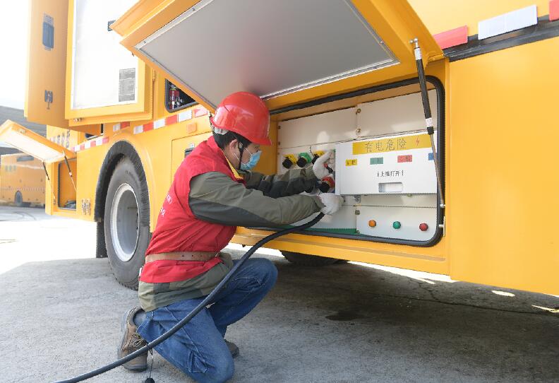 國(guó)網(wǎng)余姚市供電公司:保障568余戶居民正常用電 10千伏發(fā)電車助力不停電檢修