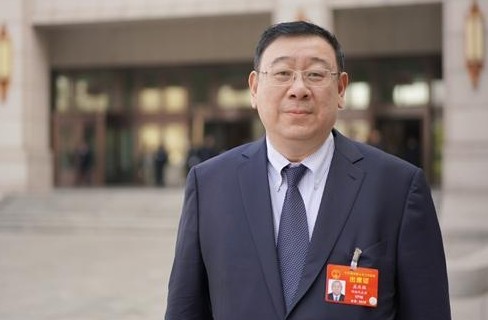 國網(wǎng)湖南省電力有限公司董事長、黨委書記 孟慶強(qiáng):推動(dòng)電池儲(chǔ)能產(chǎn)業(yè)發(fā)展 助力實(shí)現(xiàn)碳達(dá)峰、碳中和目標(biāo)