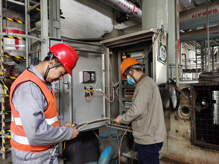 國(guó)能(泉州)熱電有限公司青年突擊隊(duì)開(kāi)展2號(hào)機(jī)組A修建功行動(dòng)