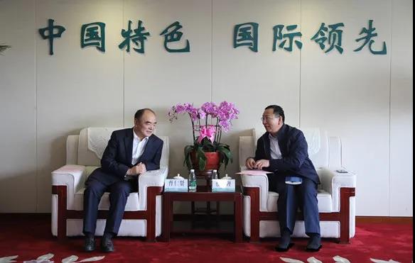 國網綜能服務集團董事長任偉理會見陽光電源董事長曹仁賢