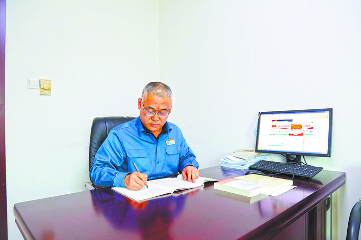 吳愛峰:始終站在客戶角度想問(wèn)題