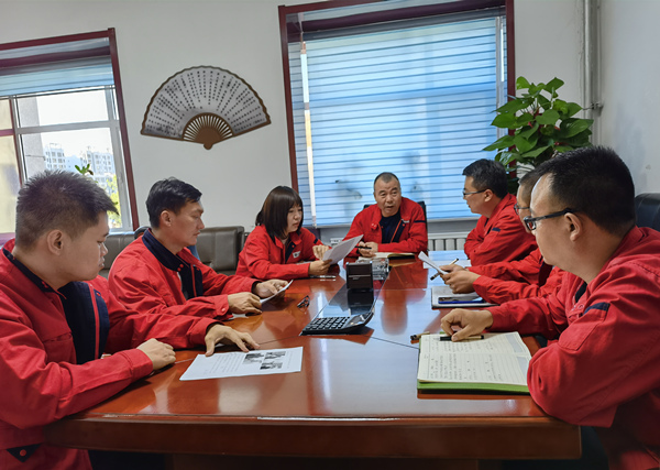 烏海電業(yè)局千里山分局:修訂宣貫班組標準,促進班組有序發(fā)展