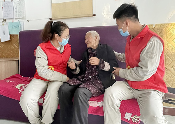 大唐臨汾熱電公司開展“人間重晚情，愛助夕陽紅”志愿服務(wù)活動