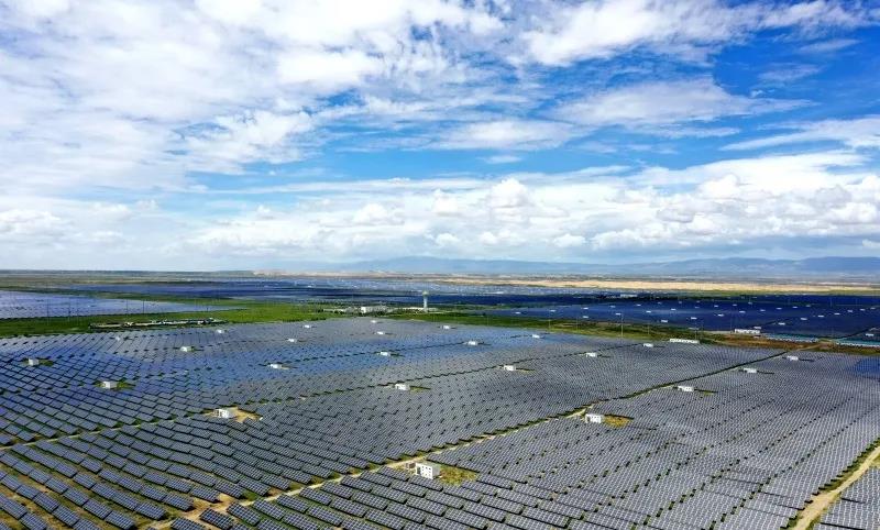 內(nèi)蒙古、甘肅、青海、寧夏3000萬千瓦大型風(fēng)電光伏基地項目有序開工（附名單）