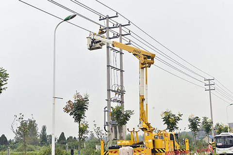 ???????國網(wǎng)東?？h供電公司：強(qiáng)基降損?挖潛增效