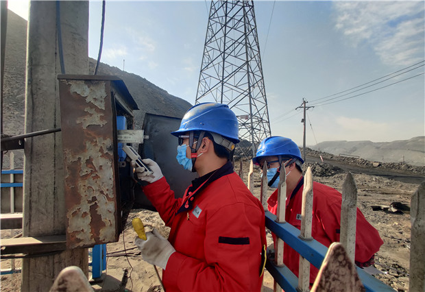 六五四供電分局48小時決戰(zhàn), 攻堅分時電價表計設(shè)置