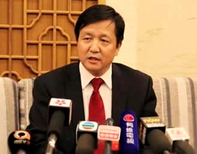 【兩會(huì)】特變電工黨委書記、董事長(zhǎng)張新：加快建設(shè)新疆新能源大基地 提高“疆電外送”能力