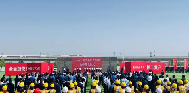 東方日升、晶科、阿特斯同時擴產(chǎn)！