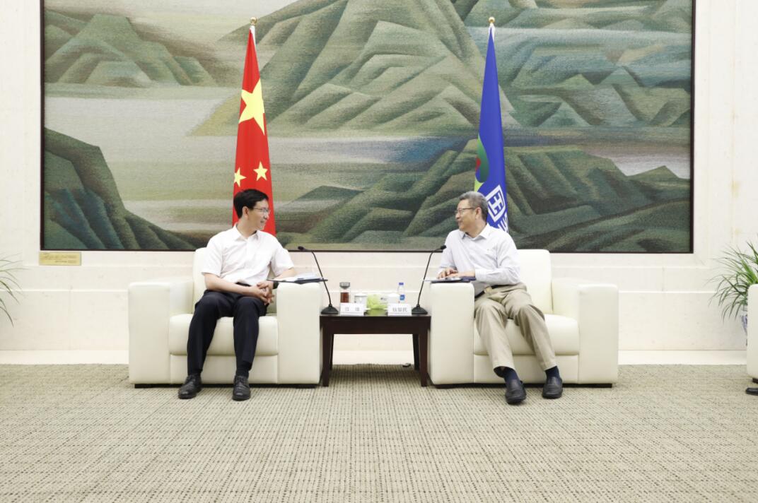 錢(qián)智民會(huì)見(jiàn)西藏自治區(qū)黨委常委、常務(wù)副主席任維