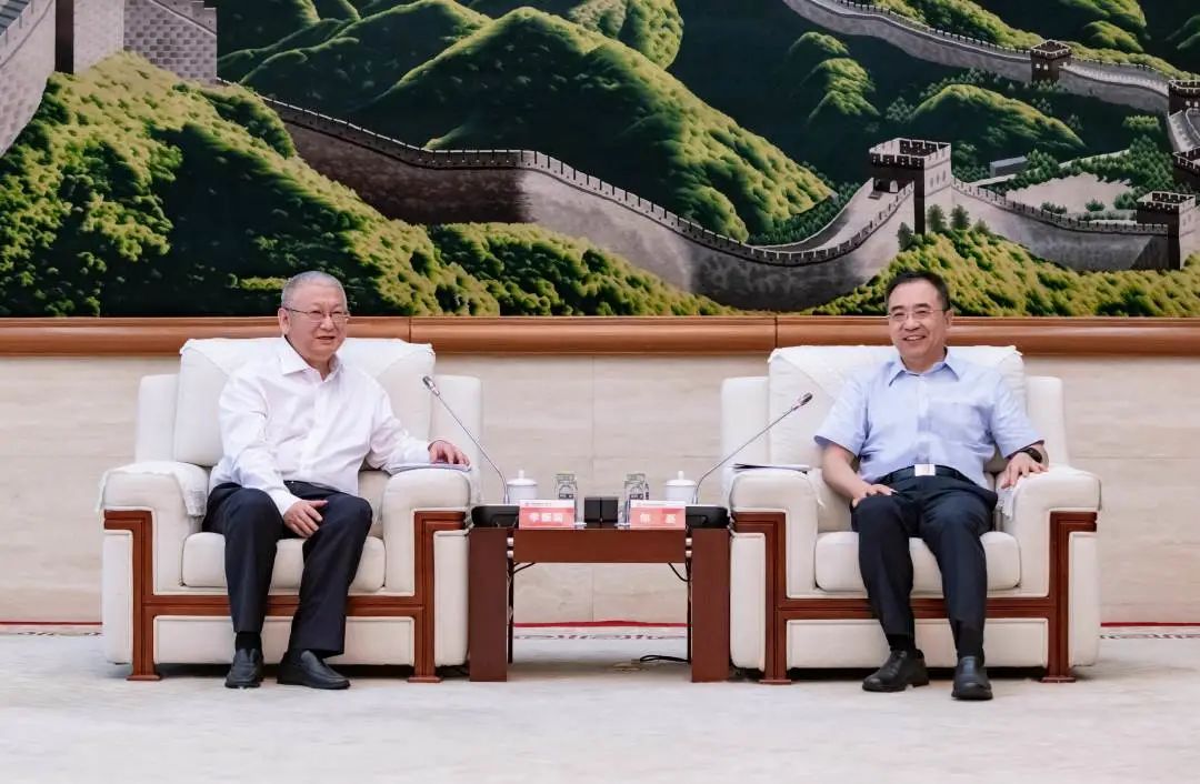 鄒磊會(huì)見隆基股份總裁李振國、森特股份董事長劉愛森