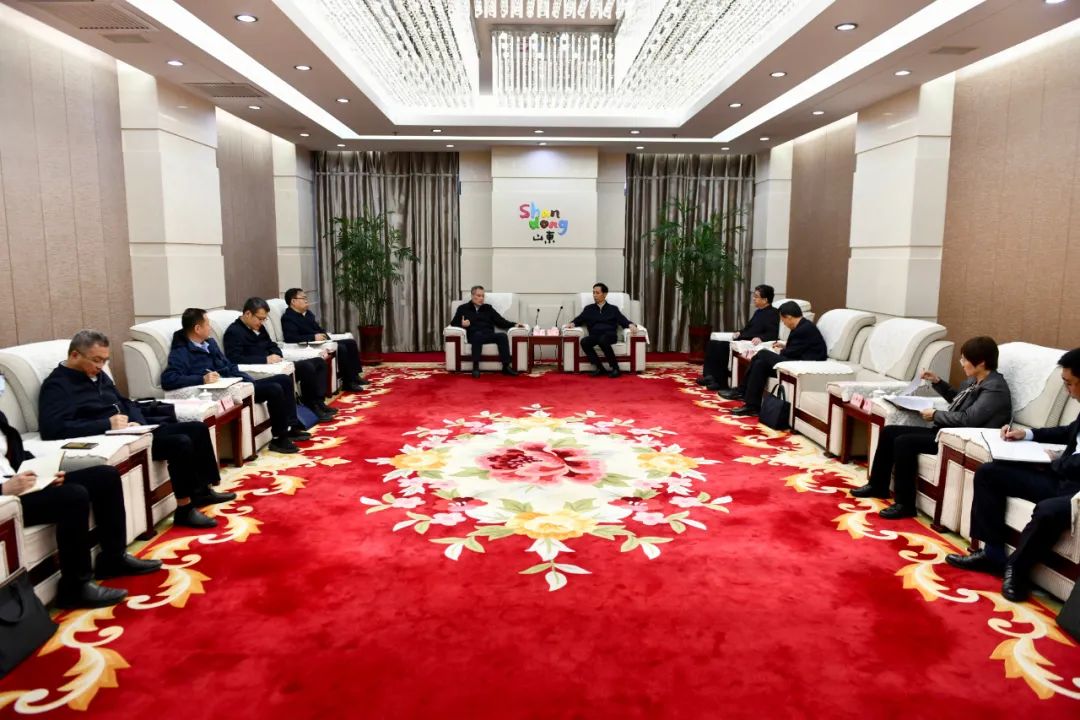 大唐山東發(fā)電公司黨委書記、董事長趙永力拜會菏澤市委副書記、市長張倫
