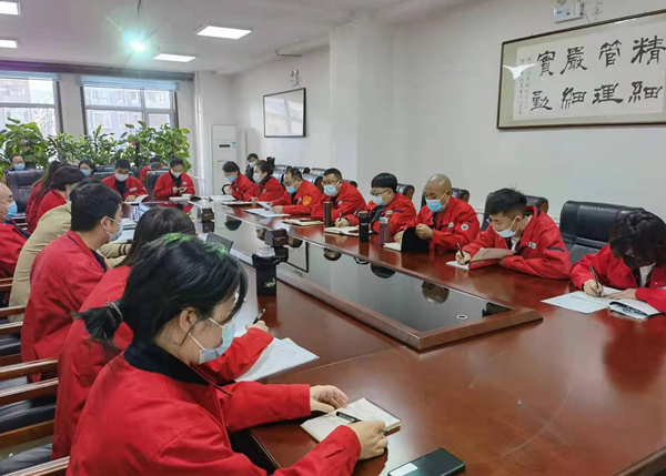 烏海市千里山供電公司：宣貫《車輛管理標(biāo)準(zhǔn)》，加強(qiáng)車輛日常管理