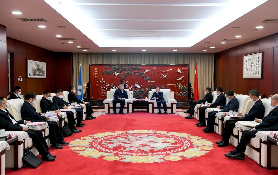 中國華電黨組書記、董事長江毅會見國家能源集團(tuán)黨組書記、董事長劉國躍