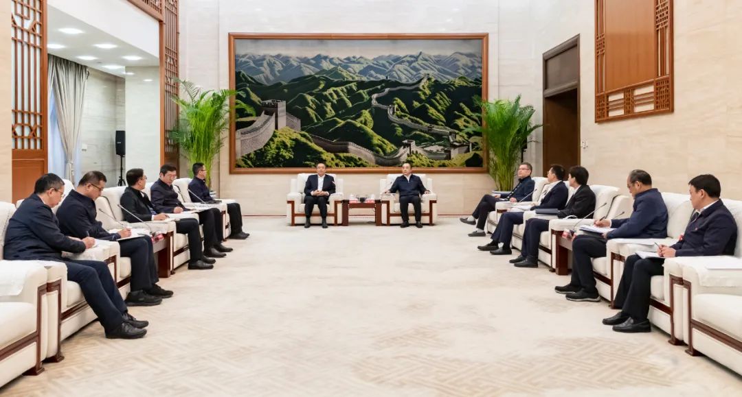 大唐集團(tuán)黨組書記、董事長(zhǎng)鄒磊會(huì)見哈電集團(tuán)黨委書記、董事長(zhǎng)曹志安