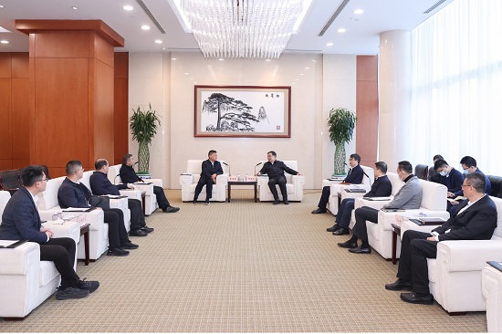 鄧建玲會見福建省政協(xié)副主席、漳州市委書記張國旺