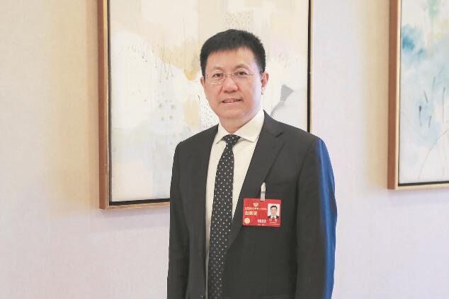 【兩會(huì)好聲音】全國(guó)政協(xié)委員冷?。和茝V應(yīng)用新一代充電技術(shù) 服務(wù)電動(dòng)汽車產(chǎn)業(yè)高質(zhì)量發(fā)展