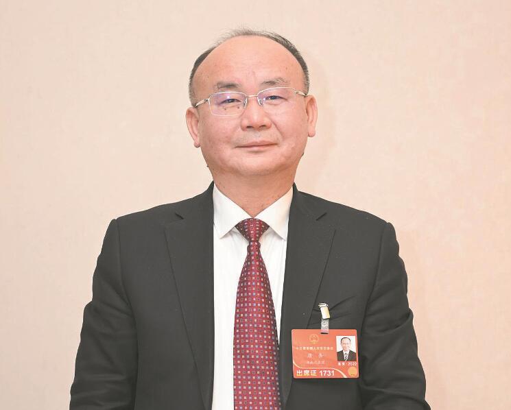 優(yōu)質(zhì)供電服務(wù)助力裝備制造業(yè)高質(zhì)量發(fā)展——訪全國人大代表、楚天科技股份有限公司董事長兼總裁唐岳