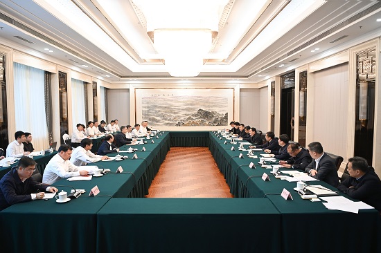 華能集團(tuán)溫樞剛、鄧建玲拜會遼寧省委書記郝鵬