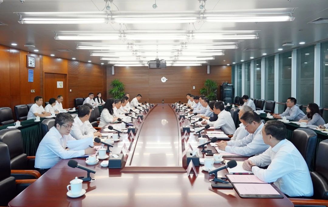 中國能建黨委書記、董事長宋海良與中國海油黨組書記、董事長汪東進會談
