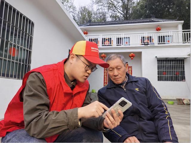 村網(wǎng)共建，讓村里老人生活更方便!