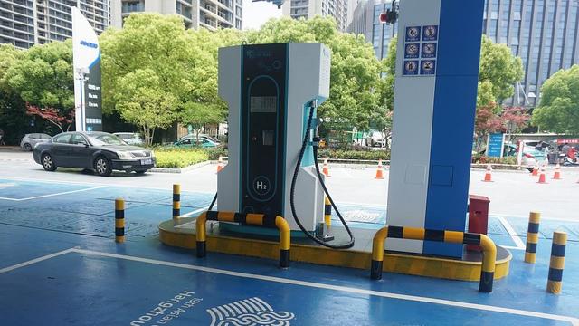 加快培育氫燃料電池汽車產(chǎn)業(yè)，浙江超前布局加氫站建設(shè)