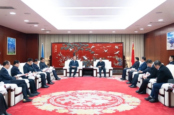 江毅會(huì)見陜西省人大常委會(huì)副主任、寶雞市委書記楊廣亭