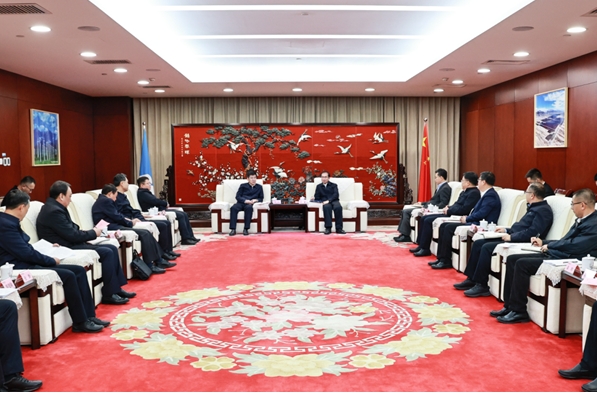 江毅會(huì)見(jiàn)內(nèi)蒙古自治區(qū)黨委常委、常務(wù)副主席黃志強(qiáng)