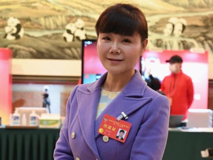四川省政協(xié)委員李佳蔚：四川要優(yōu)化碳產(chǎn)品、參與碳交易，不斷完善碳設(shè)施
