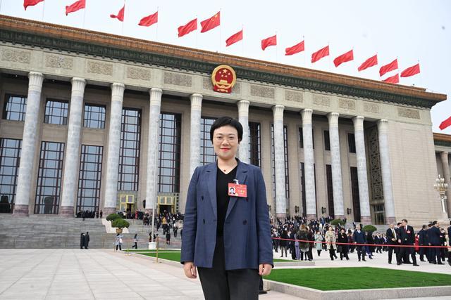 全國人大代表、上汽集團(tuán)零束科技黨委副書記劉懿艷：建議加大中國智能電動(dòng)汽車技術(shù)出海專利保護(hù)力度