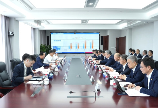 中國(guó)電建黨委書記、董事長(zhǎng)丁焰章赴上海片區(qū)子企業(yè)調(diào)研指導(dǎo)工作