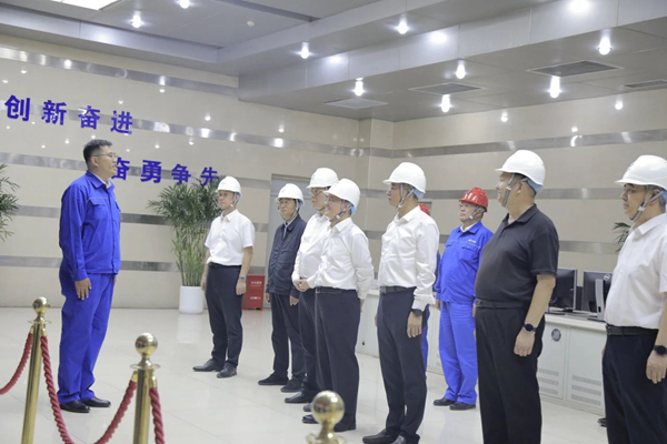 國務(wù)院國資委黨委委員、副主任茍坪到新疆華電喀什熱電公司宣講黨的二十屆三中全會精神并調(diào)研