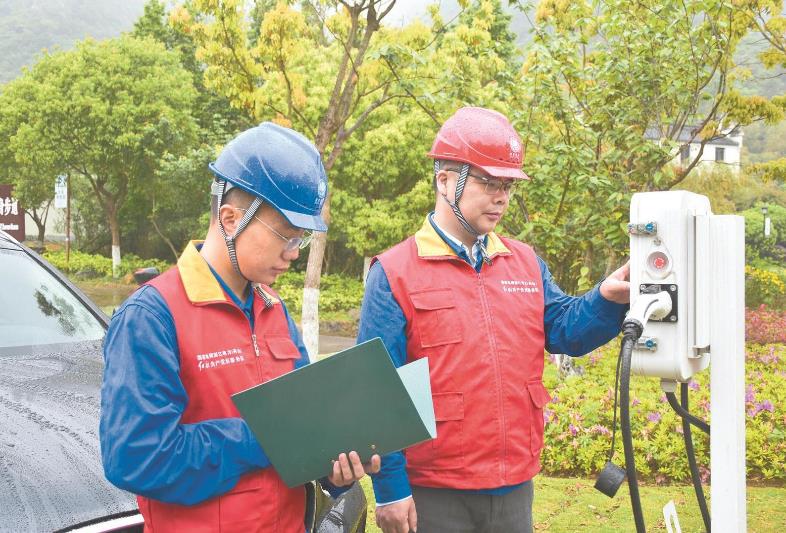 陳鳴：“空心村”變“開心村”，供電服務(wù)總相伴