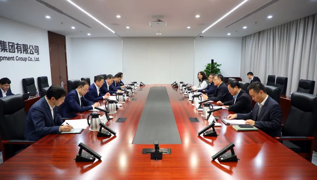 中國電氣裝備董事長李洪鳳、總經理周群會見佛山市委書記唐屹峰