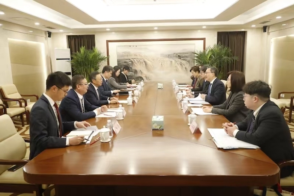 國資委副主任袁野會見香港特區(qū)政府律政司司長